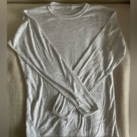 Patagonia Shirt Women's Small Light Gray Capilene Midweight Thermal - Picture 1 of 2